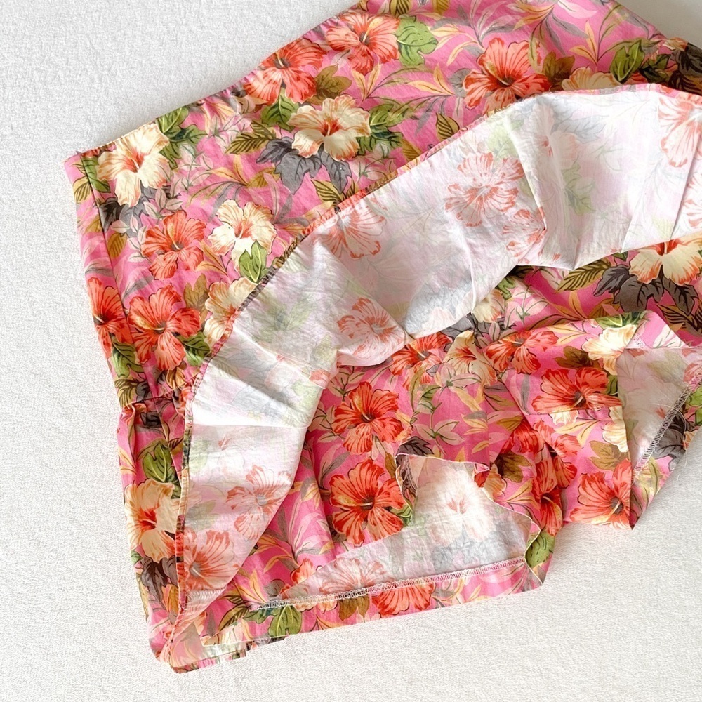 Zara NWOT Botanical Skorts